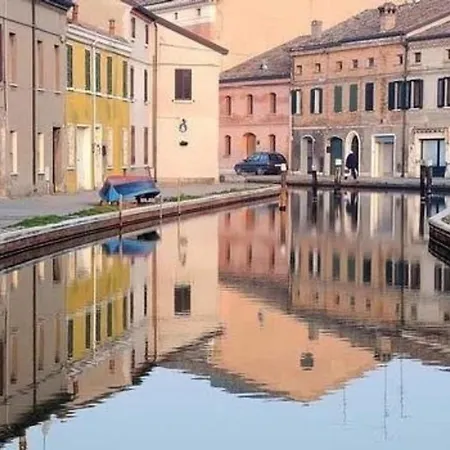 In Lido Degli Estensi Und Strand In Der Naehe Llido Degli Estensi